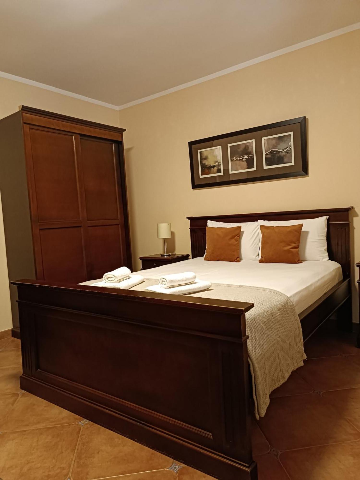 Roselina Apartment Budva