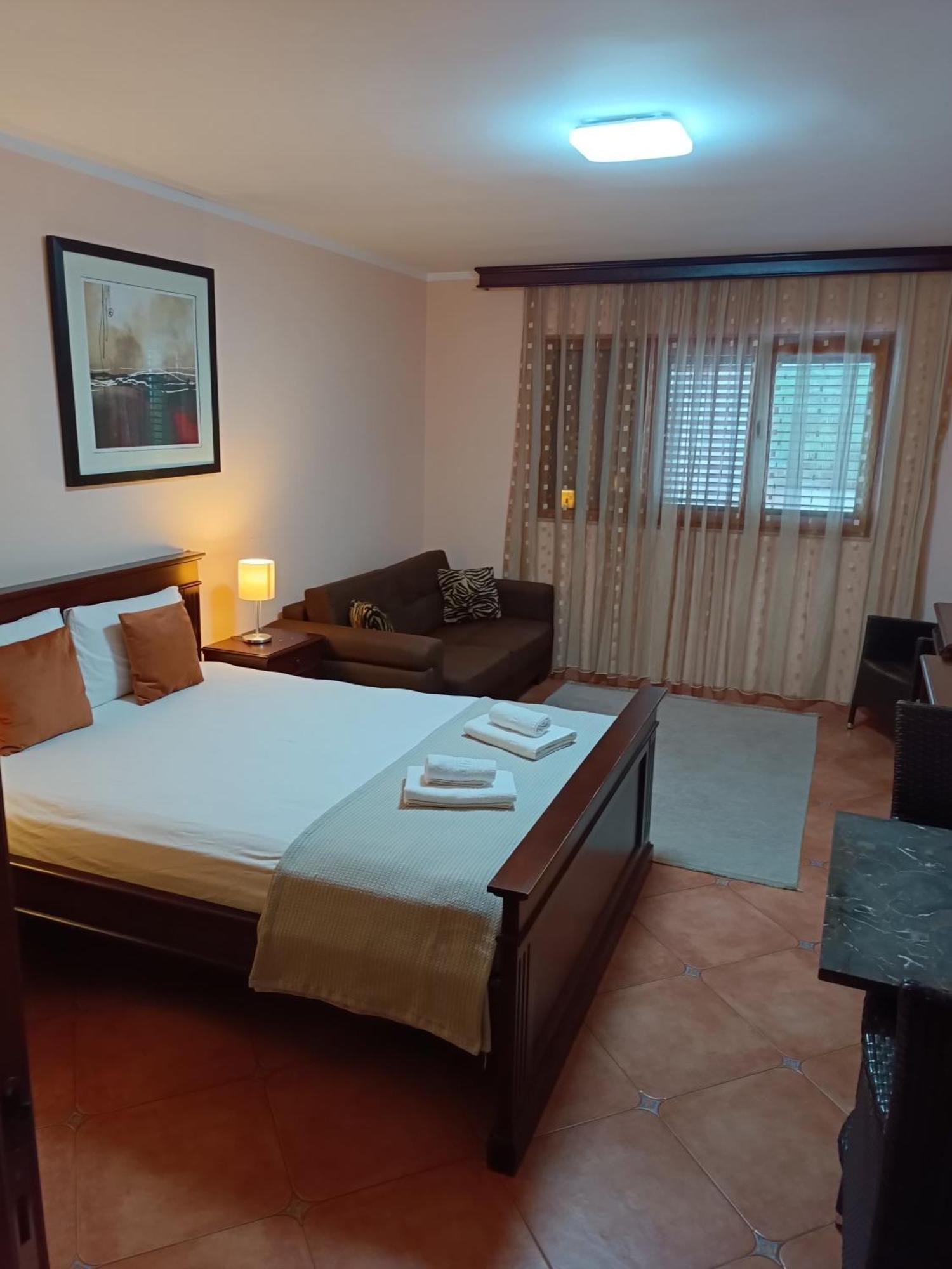 Roselina Apartment