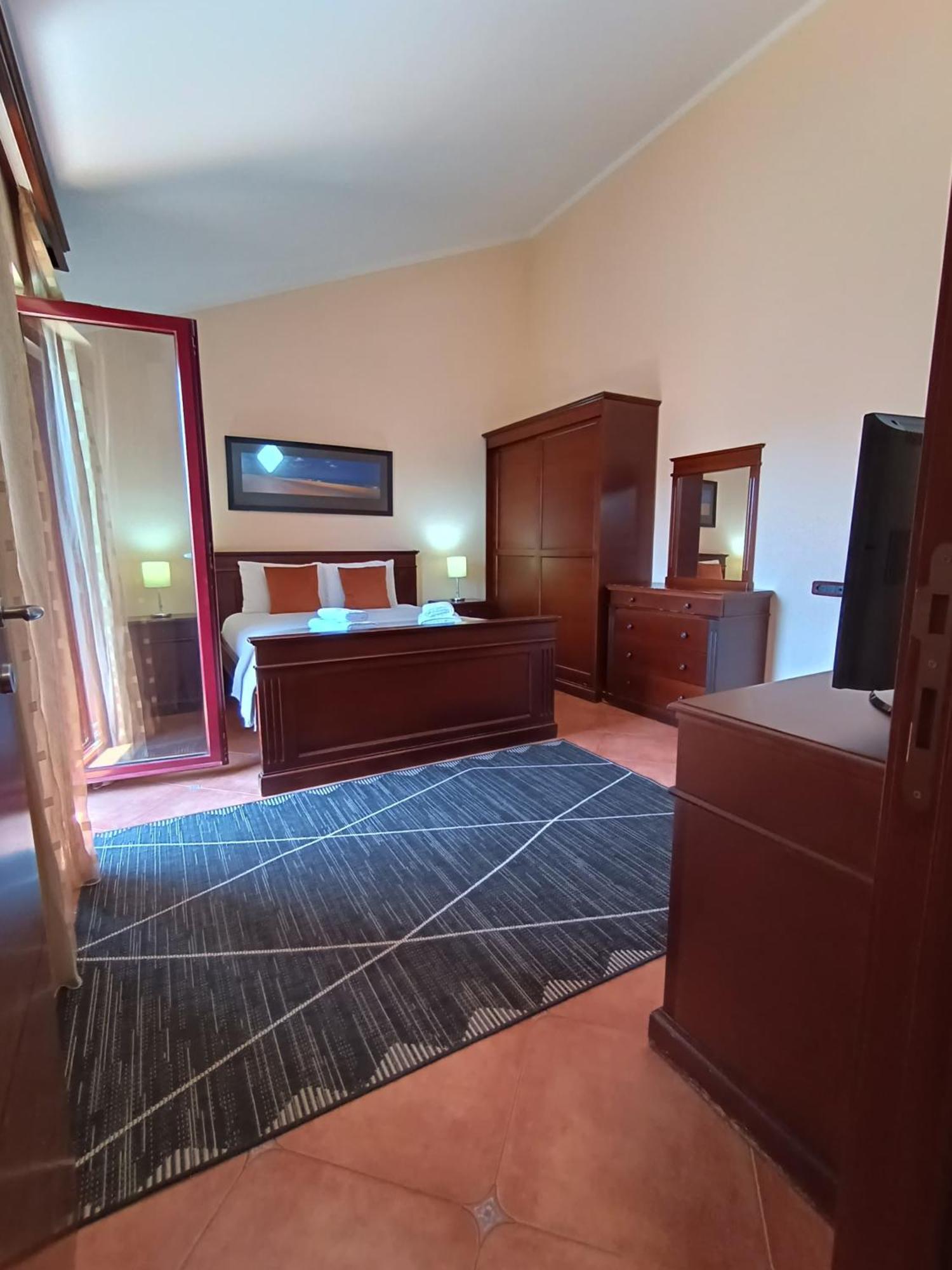 Roselina Apartment